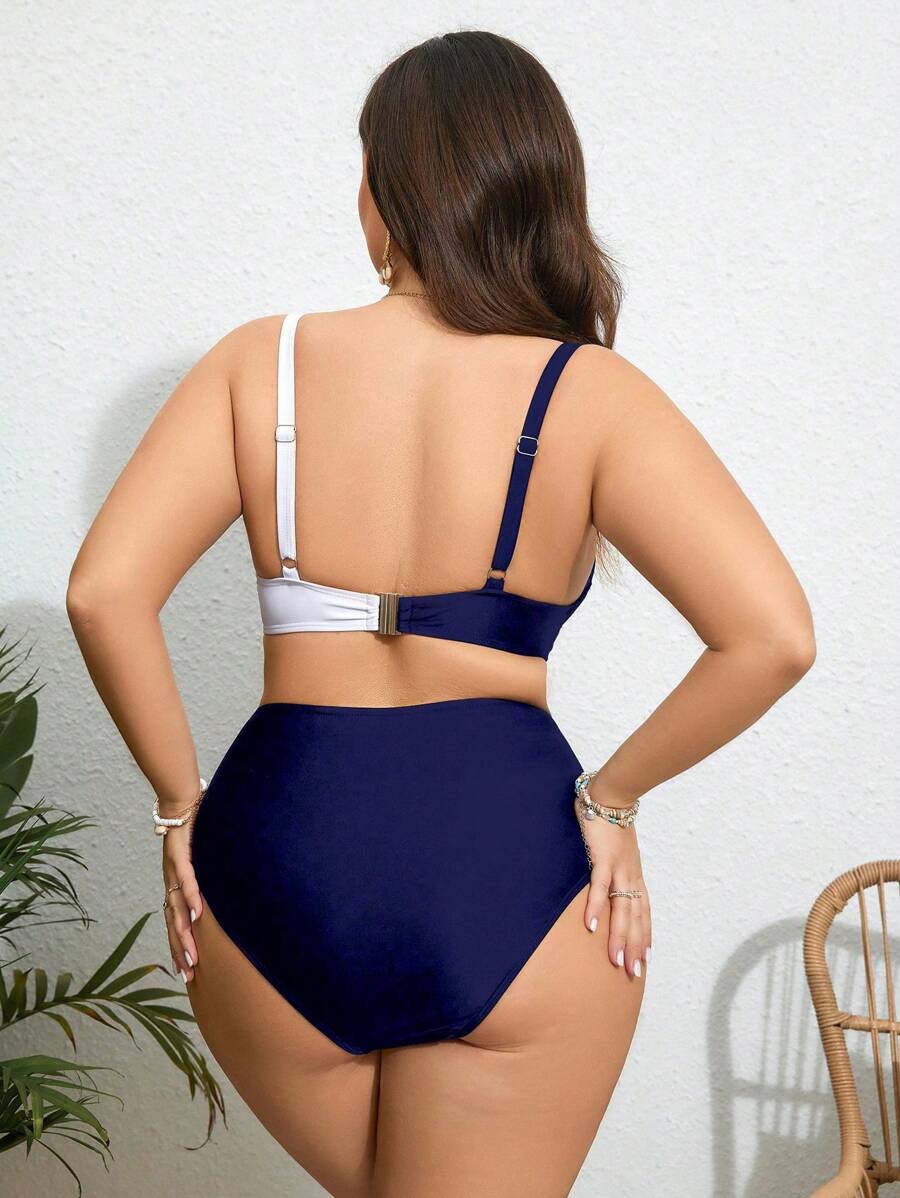 Biquíni Plus Size Contrastante